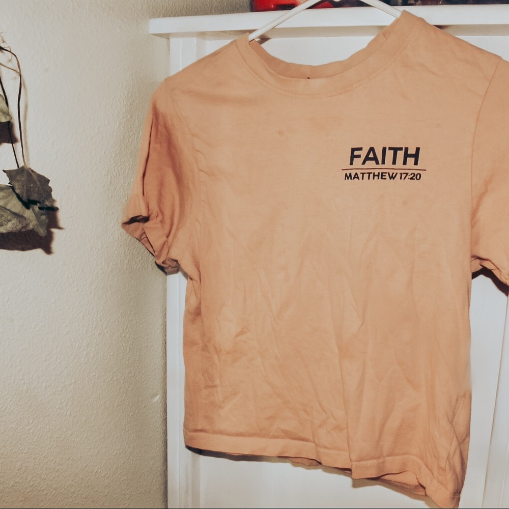 🦋 ROSS Viben’ FAITH Matthew 17:20 Cute Tee